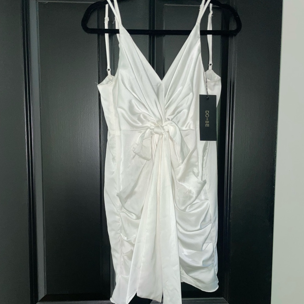 WHITE DO + BE MINI DRESS